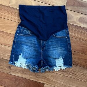 Pink blush - Crochet Trim Denim Shorts (Maternity L)